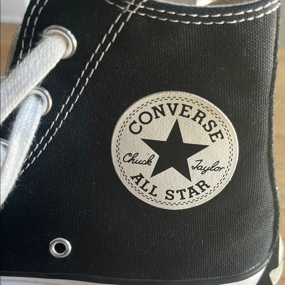 Converse Run Star hike Black and White Platform Sneakers - Picture 3 of 5